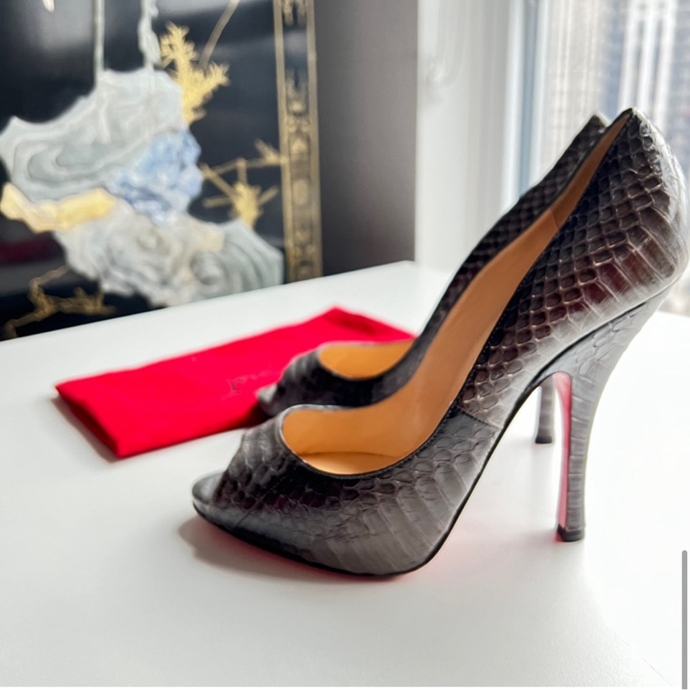 Louboutin Python Grey - Picture 8 of 10